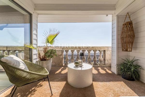 Chartrons – Appartement d’exception – Duplex- 3ème et dernier étage avec ascenseur et vue unique sur la Garonne