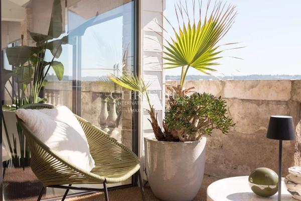 Chartrons – Appartement d’exception – Duplex- 3ème et dernier étage avec ascenseur et vue unique sur la Garonne