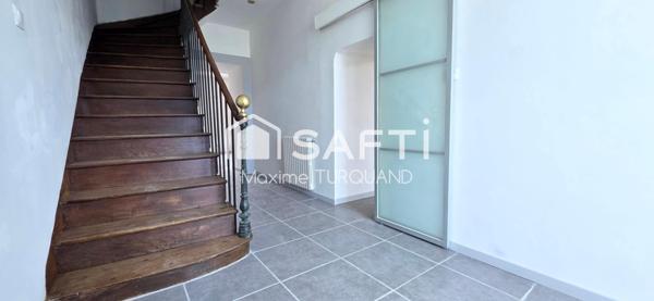 Maison 179m², 4 chambres + 1 bureau, 460m² de terrain.