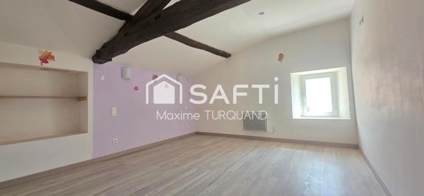 Maison 179m², 4 chambres + 1 bureau, 460m² de terrain.