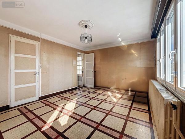 Maison à vendre à Évron en Mayenne (53600), ref : 53078-1891