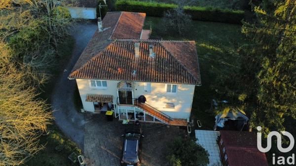 Maison à vendre 6 pièces 144 m² Saint-Amant-de-Boixe