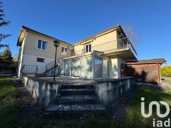 Maison à vendre 6 pièces 144 m² Saint-Amant-de-Boixe