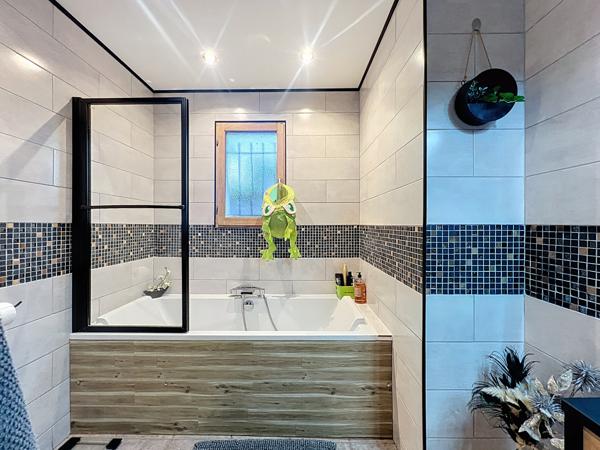 Maison 6 pièces - 158 m² Exclusivité efficity