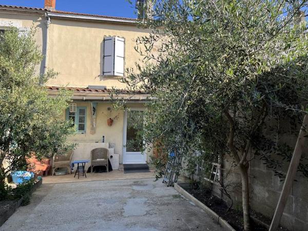 Maison à vendre |  Ruelle-sur-Touvre |  5 pièces | 97 m²