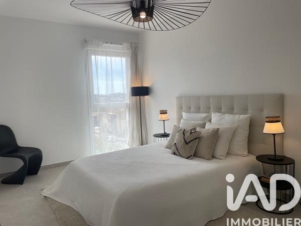 Appartement à vendre 4 pièces 82 m² Fréjus