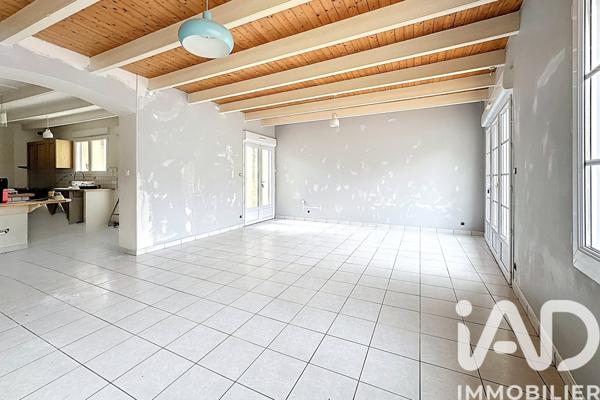 Maison à vendre 5 pièces 126 m² Courçon