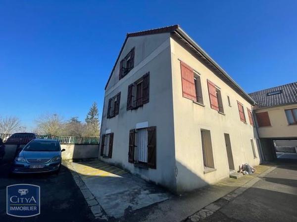 Appartement à louer 2 pièces 49.82m² Corbeil-Essonnes (91100)