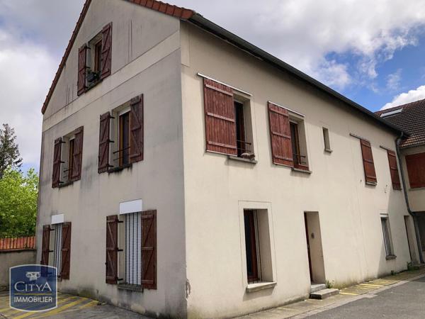 Appartement à louer 2 pièces 49.82m² Corbeil-Essonnes (91100)