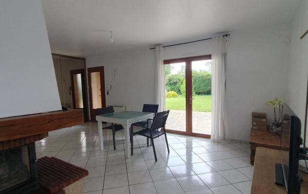 Vente Maison Avec jardin arboré à rafraîchir Lissieu   