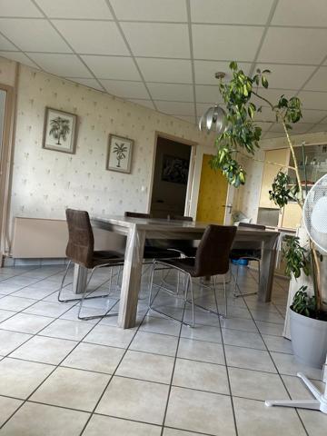 Appartement à Roanne, 42300 - 4 pièces 77m²