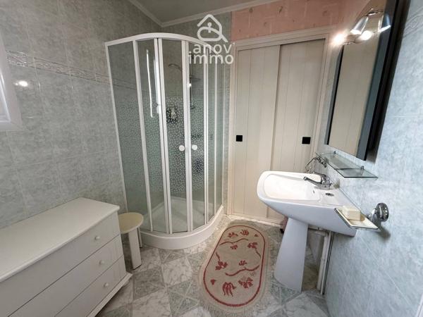 Maison 6 pièce(s) 4 chambre(s) 136 m²