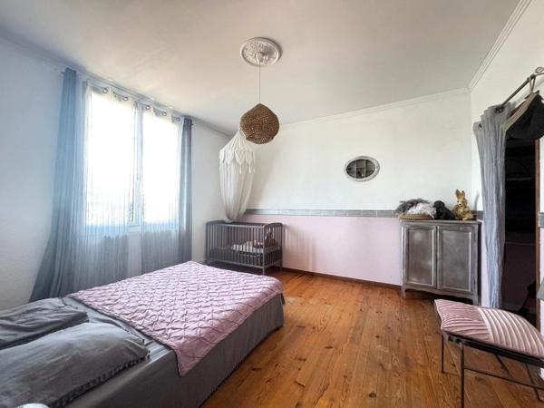 Maison à LAVERNOSE-LACASSE, 31410 - 7 pièces 241m²