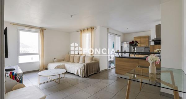 À vendre Appartement 3 pièces 64 m² - ÉChirolles 38130