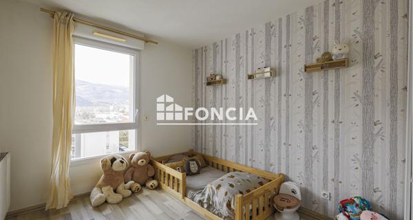 À vendre Appartement 3 pièces 64 m² - ÉChirolles 38130
