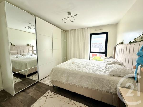 Maison à vendre  7 pièces - 151,69 m 2   ST HERBLAIN  - 44