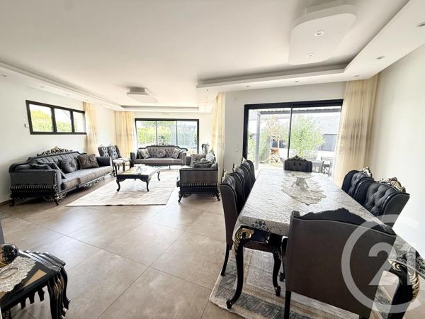 Maison à vendre  7 pièces - 151,69 m 2   ST HERBLAIN  - 44