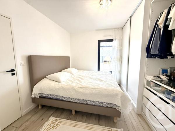 Maison à vendre  7 pièces - 151,69 m 2   ST HERBLAIN  - 44