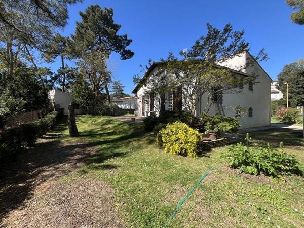 Maison à vendre |  Vaux-sur-Mer |  6 pièces | 142 m²