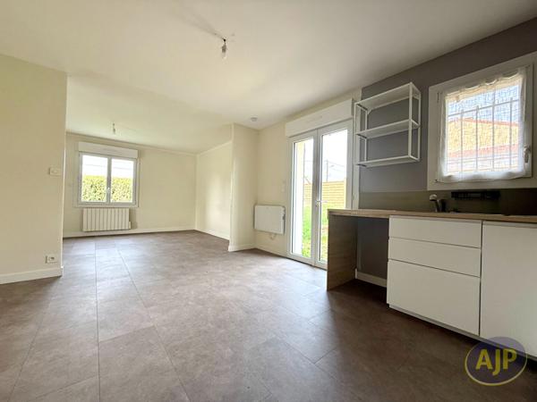 Vente maison Brains : 358 870 € - AJP Immobilier Sainte-Pazanne