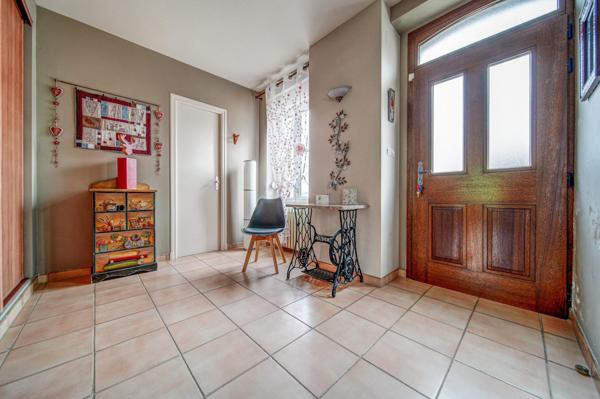 Maison de maître 5 chambres 150 m2 terrain 1936m2