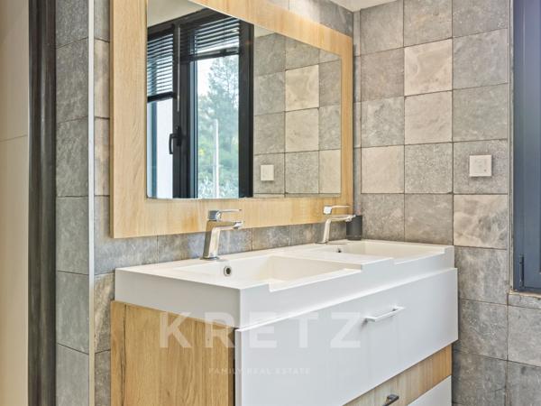 Est-Repentance-Les Trois Bon Dieux