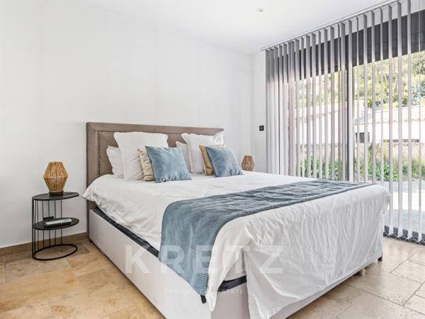 Est-Repentance-Les Trois Bon Dieux