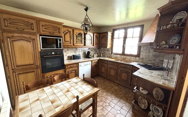 Maison à vendre    6 pièces • 161 m2 Meaux