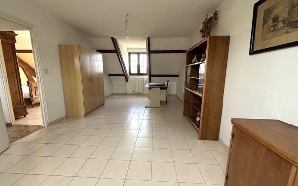 Maison à vendre    6 pièces • 161 m2 Meaux