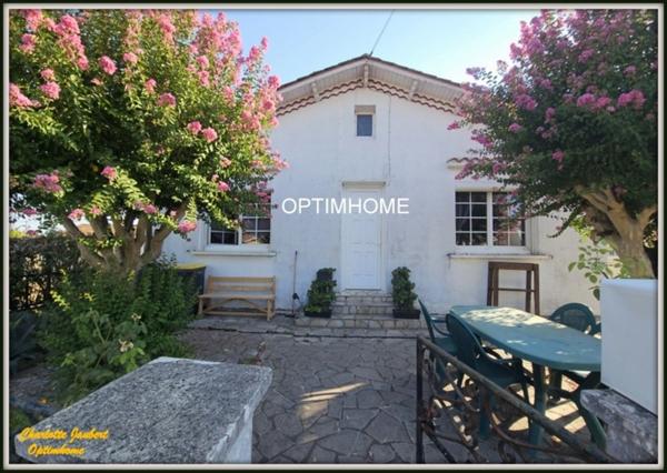Maison à vendre 4 pièces SAINT AIGULIN (17)