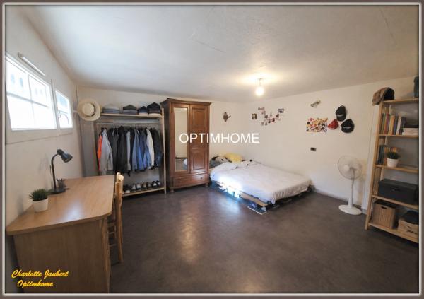 Maison à vendre 4 pièces SAINT AIGULIN (17)