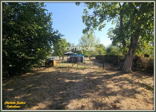 Maison à vendre 4 pièces SAINT AIGULIN (17)