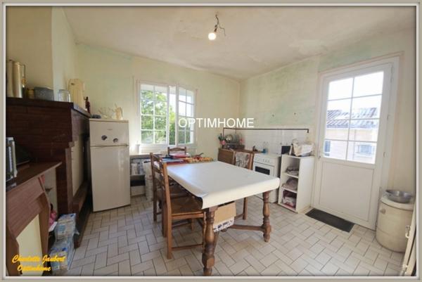 Maison à vendre 4 pièces SAINT AIGULIN (17)