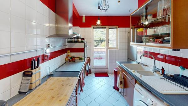 Appartement 3 pièces avec terrasse sans vis-à-vis – proche T2 et centr