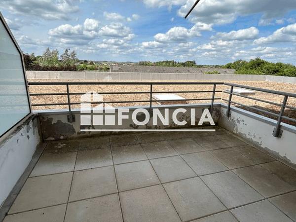 Location Studio 30.4 m² - ESPACE BROSSOLETTE 2 Laon 02000