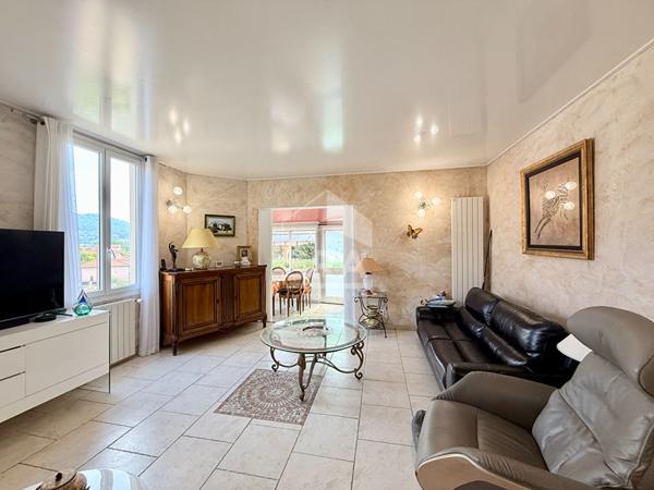 Nouveau en Co-Exclusivité! Bas de maison Le Cannet 100 m2