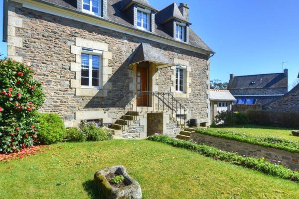 Maison à 900 m  des commodités