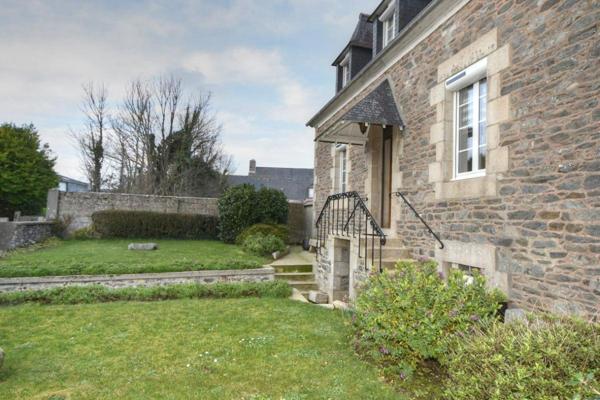 Maison à 900 m  des commodités