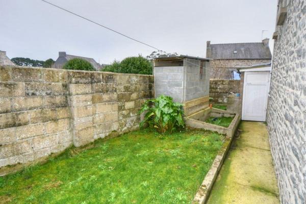 Maison à 900 m  des commodités