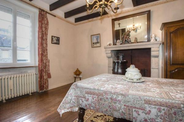 Maison à 900 m  des commodités