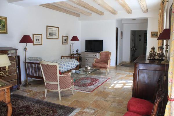 Maison La Celle Les Bordes 6 pièces, 196m2