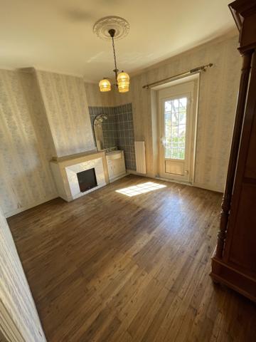 Maison 6 pièce(s) 3 chambre(s) 104 m²