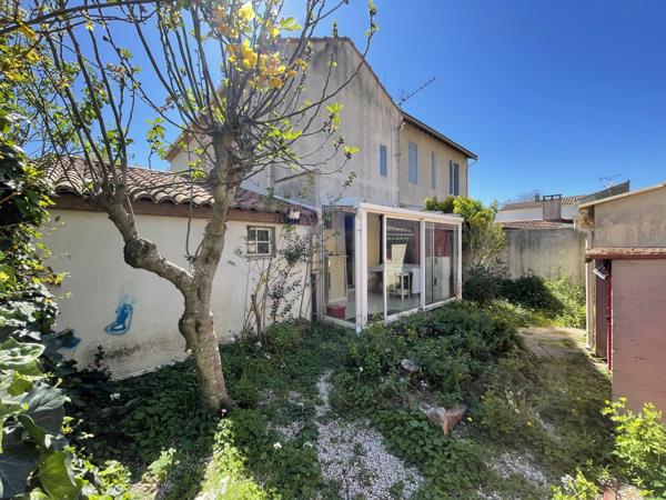 Maison 6 pièce(s) 3 chambre(s) 104 m²