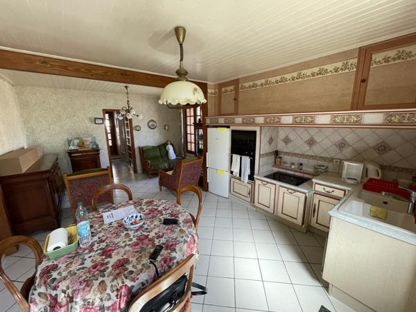 Maison 6 pièce(s) 3 chambre(s) 104 m²