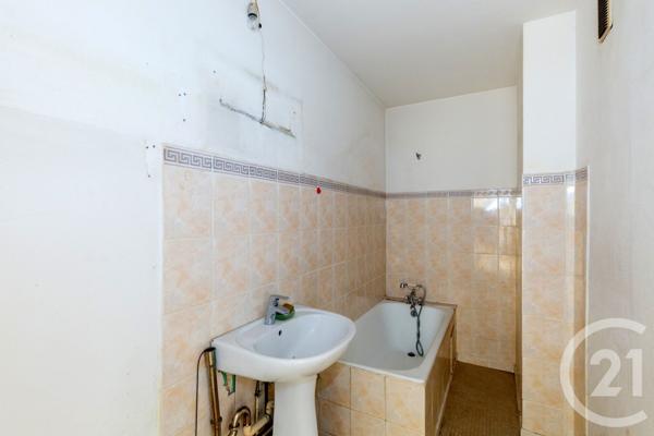 Appartement F3 à vendre  3 pièces - 57,38 m2 PARIS - 75011