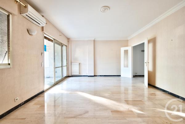 Appartement F2 à vendre  2 pièces - 69,70 m2 NICE - 06