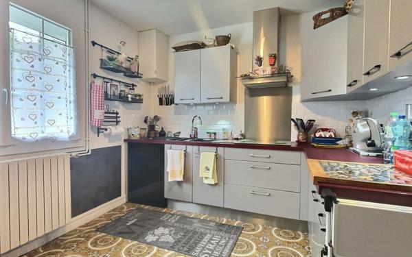 Maison à vendre    8 pièces •  Corquilleroy