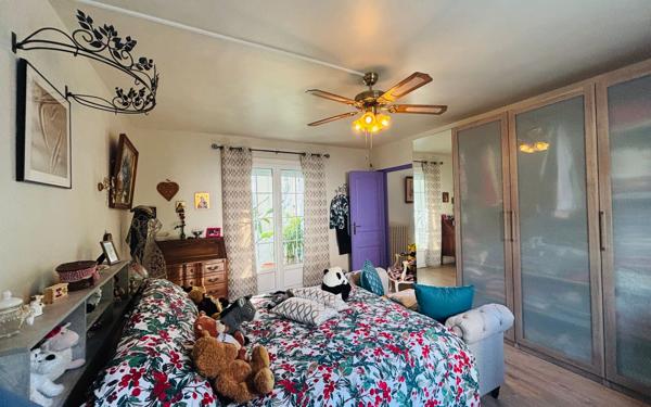 Maison à vendre    8 pièces •  Corquilleroy