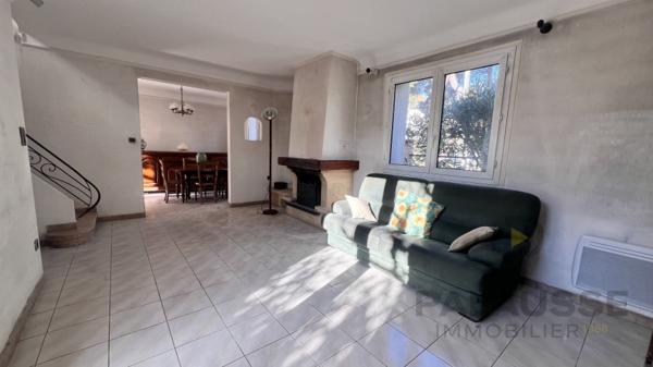 NARBONNE (11100) – AVENUE KENNEDY– MAISON LIBRE SUR 3 FACES – 3 CHAMBRE - JARDIN – GARAGE