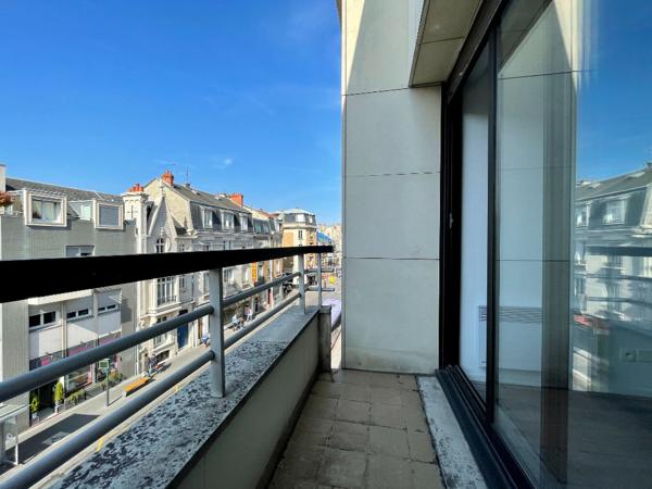 TYPE 1, REIMS - CATHEDRALE